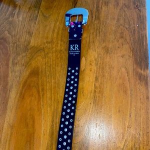 KR woman's camo belt